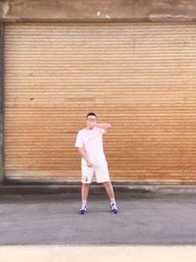 「Abercrombie&Fitch（アバークロンビーアンドフィッチ）のアイテム（カーゴパンツ）」を使った、AO满船清梦压星河oさん（メンズ・173cm）の春コーディネート