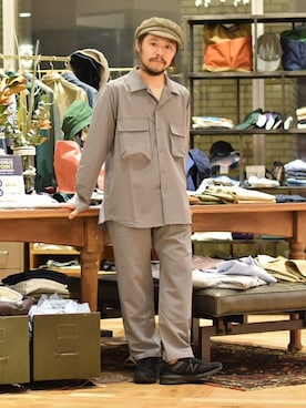 「SHIPS（シップス）のSHIPS: SHELTECH(R) リラックス ロングスリーブシャツ（シャツ/ブラウス）」を使った、小口さん（メンズ・167cm）の春コーディネート