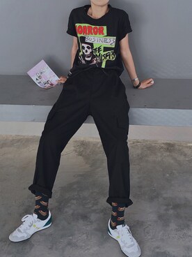 「PULL&BEAR（プルアンドベア）のアイテム（Tシャツ/カットソー）」を使った、丁几何さん（メンズ・165cm）の春コーディネート