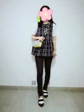 「アイテム（バックパック/リュック、シルバー系）」を使った、Rebecca-Zhaoさん（レディース・158cm）の春コーディネート