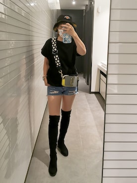 Rebecca-Zhaoさんのコーディネート