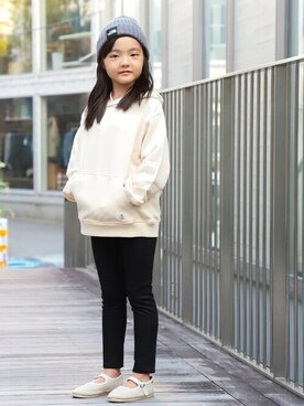 「こども ビームス（コドモビームス）のアイテム（パーカー）」を使った、こども ビームスさん（キッズ・120cm）の冬コーディネート