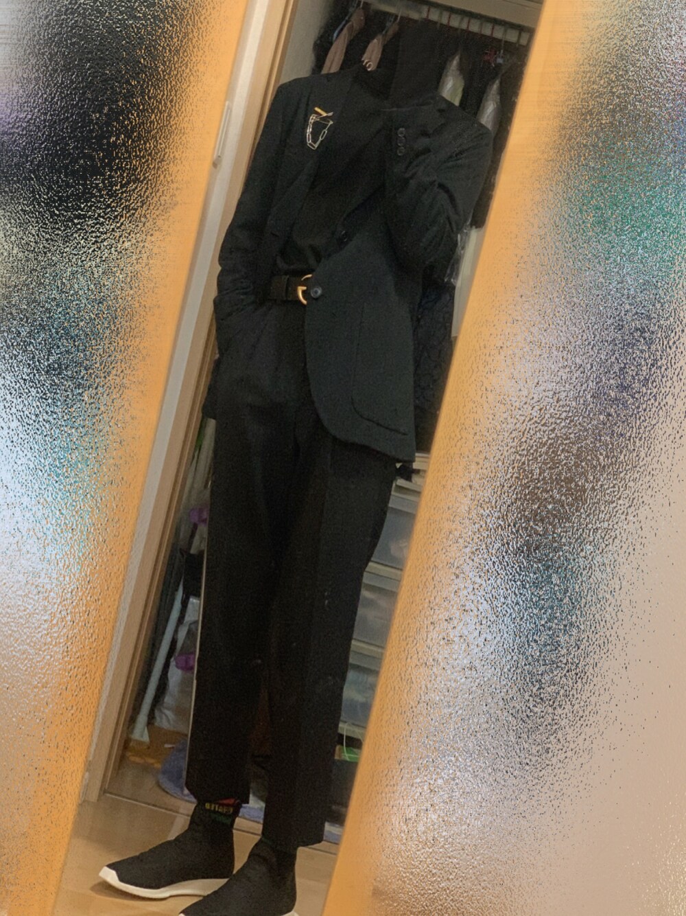 「おしゃれさんと繋がりたい、韓国ファッション、タートルネック、セットアップ、オールブラック、OY、HARE、GUCCI、RICK OWENS」｜「OYのベーシックポーラロングTシャツ/カットソー（Tシャツ/カットソー、ブラック系）」を使った、まっつーさん（メンズ・164cm）の秋コーディネートの1枚目の写真