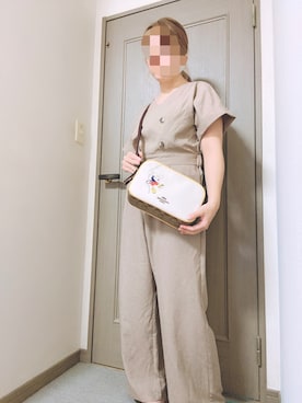 「COACH」｜「アイテム（オールインワン・サロペット）」を使った、Chikkoさん（レディース・158cm）の秋コーディネート