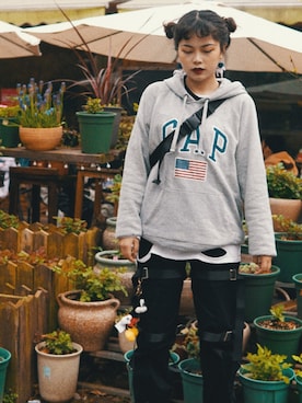 「GAP（ギャップ）のアイテム（Hoodies、グレー系）」を使った、hihixionさん（レディース）の春コーディネート