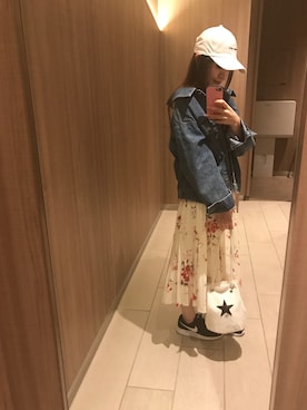「Gジャン」｜「アイテム（PC・スマホグッズ/家電）」を使った、Yoshie Fujiuさん（レディース・155cm）の春コーディネート