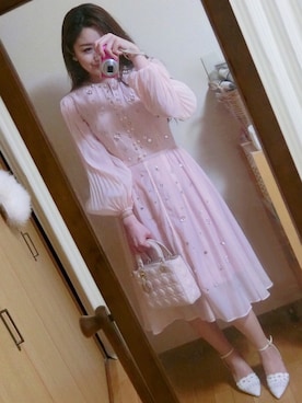 Yoshie Fujiuさんのコーディネート