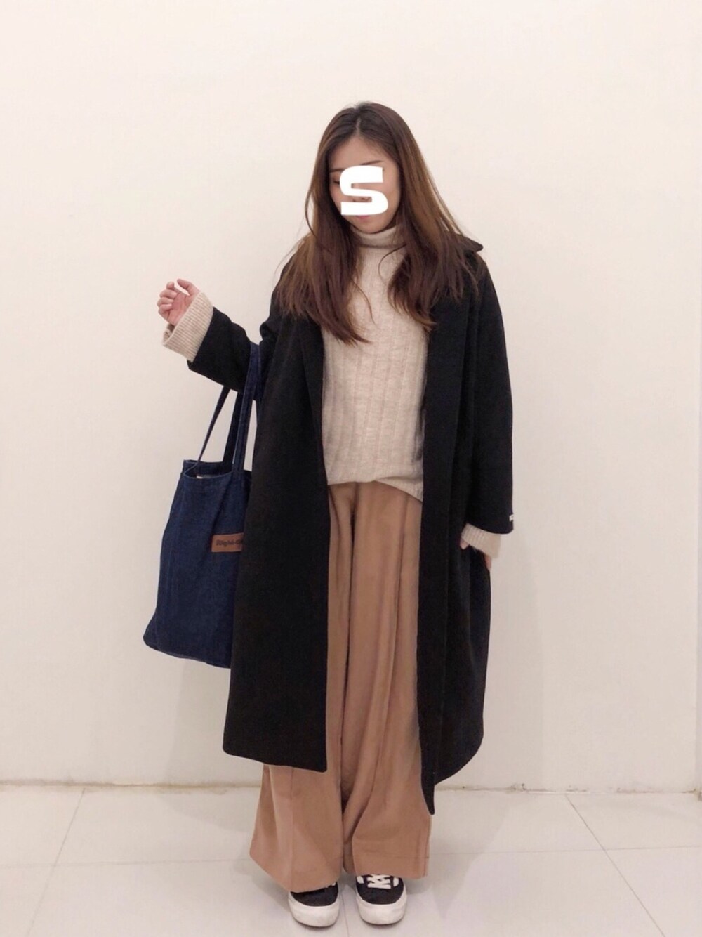 「冬、大人カジュアル、VANS、STYLE36、92pleats、Right-on、black」｜「no brandのアイテム（ダッフルコート、ブラック系）」を使った、Luke&Stopnessさん（レディース・161cm）の冬コーディネートの1枚目の写真