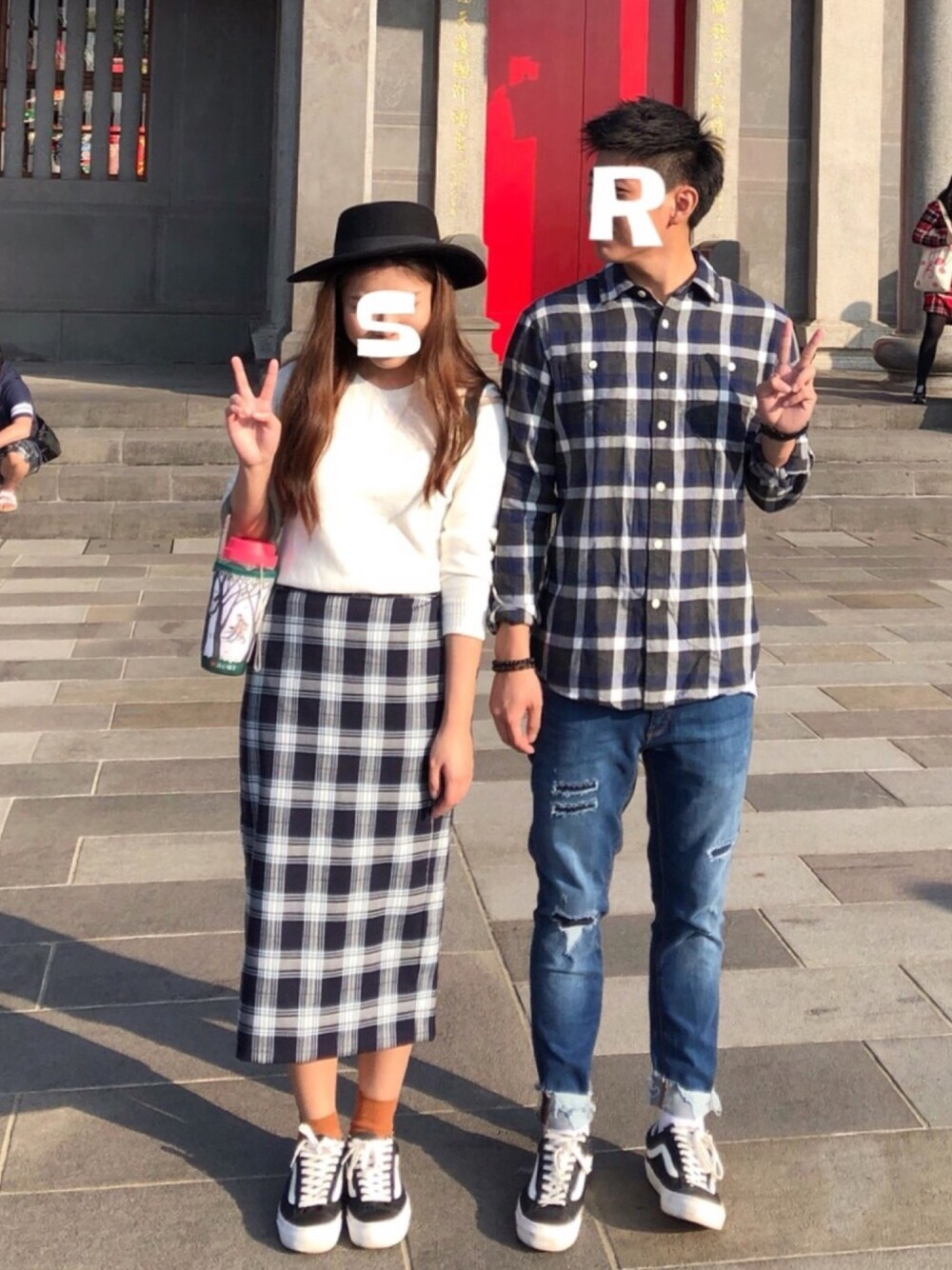 「パンツスタイル、今日のコーデ、兄妹コーデ、VANS、STYLE36、SPAO、GU」｜「GUのアイテム（スカート、その他）」を使った、Luke&Stopnessさん（メンズ・180cm）の冬コーディネートの1枚目の写真