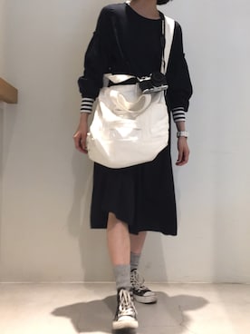 「YAECA」｜「アイテム（ワンピース/ドレス）」を使った、むつみさん（レディース・163cm）の夏コーディネート