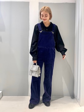 「JOINT WORKS（ジョイントワークス）のアイテム（オールインワン・サロペット）」を使った、mizukiさん（レディース・155cm）の秋コーディネート