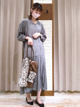 ワンピース ドレスを使った カーキ の人気ファッションコーディネート Wear