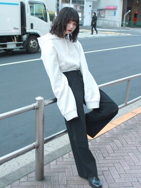 弓祇乃さんのコーディネート