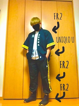 「FR2（エフアールツー）のアイテム（その他アウター）」を使った、🤡ピエロ🤡さん（メンズ・170cm）の春コーディネート