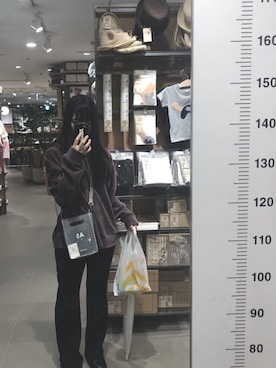 「パープル×黒」｜「アイテム（パーカー）」を使った、ﾐﾅさん（レディース・155cm）の秋コーディネート