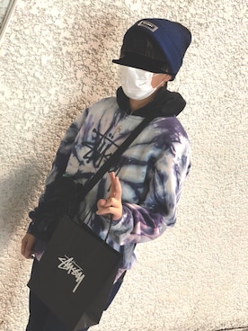 「KONVINI（コンビニ）のアイテム」を使った、わいまんさん（メンズ・172cm）の夏コーディネート