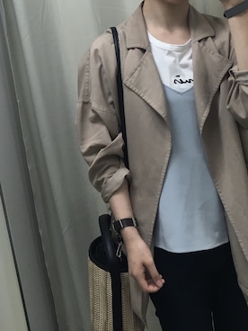 「A.P.C.」｜「アイテム（トレンチコート）」を使った、ちひろさん（レディース・162cm）の夏コーディネート