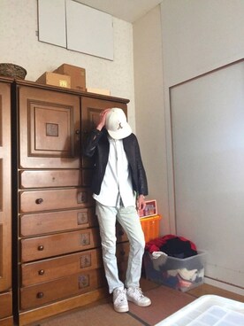 「alumni NYCのアイテム（帽子）」を使った、MM.Hさん（メンズ・173cm）の春コーディネート