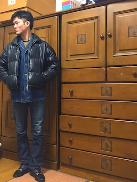 「リーバイス」｜「アイテム（ステンカラーコート）」を使った、MM.Hさん（メンズ・173cm）の冬コーディネート