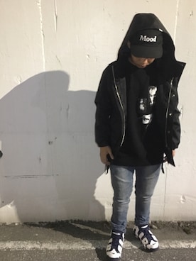 「B-SIDE（ビーサイド）のアイテム」を使った、GuanYingさん（メンズ・165cm）の冬コーディネート