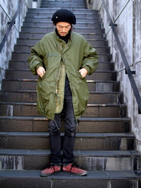 「LABRAT（ラブラット）のアイテム（パンツ）」を使った、MANYさん（メンズ・175cm）の冬コーディネート
