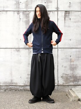 「SASQUATCHfabrix.（サスクワァッチファブリックス）のアイテム（デニムパンツ）」を使った、MANYさん（メンズ・175cm）の春コーディネート