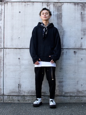 「GEORGE COX（ジョージコックス）のアイテム（その他シューズ）」を使った、MANYさん（メンズ・171cm）の秋コーディネート