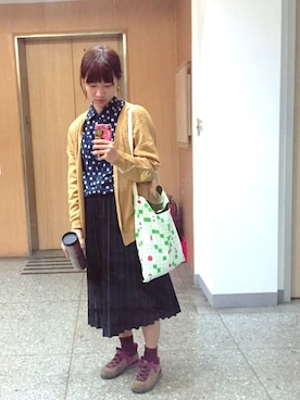 「アイテム（その他アウター、ゴールド系）」を使った、yuwei さん（レディース・162cm）の秋コーディネート