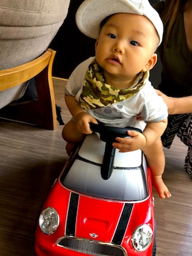 「アイテム（スタイ/よだれかけ、グリーン系）」を使った、あさしさん（キッズ・60cm）の秋コーディネート