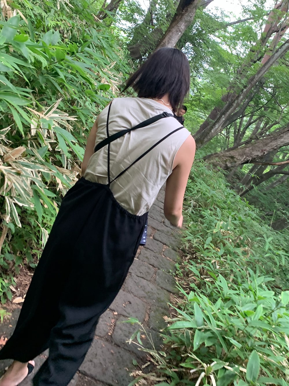 「シンプル、プチプラ、ゆるコーデ、日光、プチ旅行」｜「UNIQLOのアイテム（タンクトップ、ベージュ系）」を使った、yukiさん（レディース・172cm）の夏コーディネートの1枚目の写真