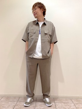 「夏のワントーンコーデ」｜せいじさん（メンズ・175cm）の春コーディネート