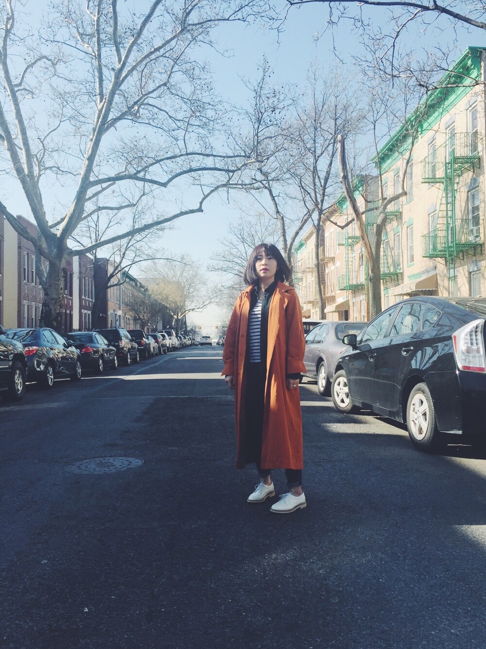 「newyork、trench coat、MUJI、HARUTA、ZARA」｜「ZARAのアイテム（Tシャツ/カットソー、その他）」を使った、Shinyeelさん（レディース・160cm）の秋コーディネートの1枚目の写真
