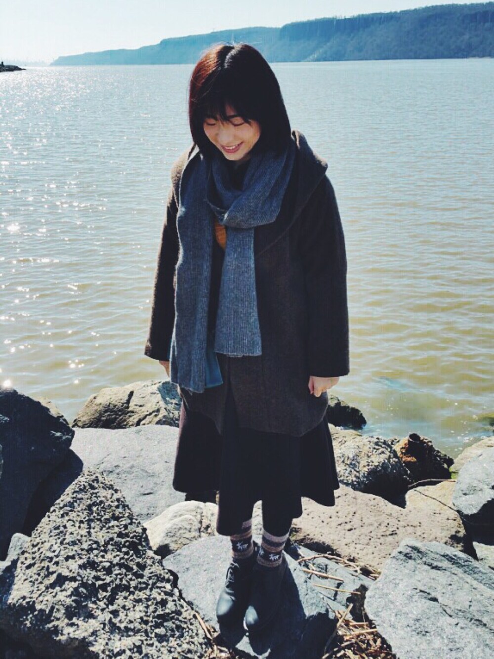 「newyork、winter」｜「earth music&ecologyのアイテム（ジャケット/アウター、ブラウン系）」を使った、Shinyeelさん（レディース・160cm）の秋コーディネートの1枚目の写真