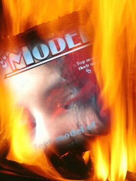 Miz Kremeさんのコーディネート