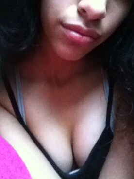 Miz Kremeさんのコーディネート