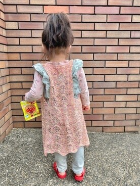 「リラックススタイル」｜「アイテム（オールインワン・サロペット）」を使った、SEA𓇼さん（キッズ・90cm）の春コーディネート