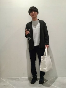 「アイテム（ドレスシューズ、ブルー系）」を使った、LAKOLE MENSさん（メンズ・170cm）の春コーディネート
