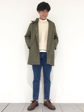 「アイボリー」｜「アイテム（ステンカラーコート）」を使った、LAKOLE MENSさん（メンズ・178cm）の春コーディネート