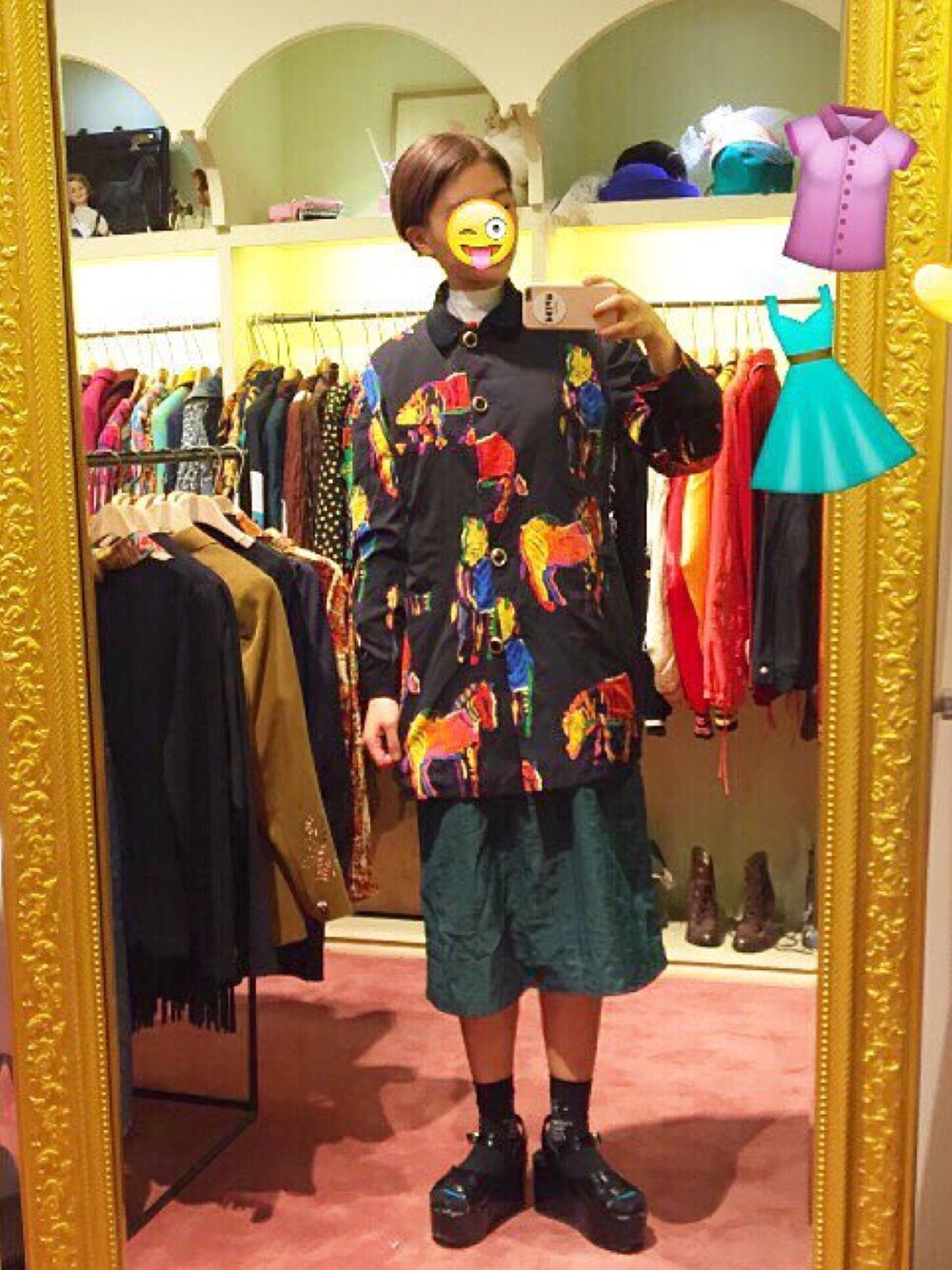 「ootd、outfit、casual、jacket 、アメリカ、WEGO、コーディネート」｜「VINTAGEのアイテム（その他アウター、ブラック系）」を使った、よよちゃんさん（レディース・163cm）の冬コーディネートの1枚目の写真