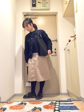 「kate spade new york（ケイトスペード ニューヨーク）のアイテム（トートバッグ、ブラック系）」を使った、mikiさん（レディース・158cm）の春コーディネート