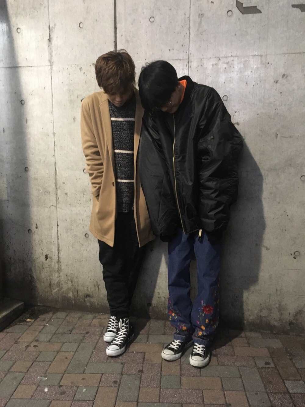 「コート、converse、converse 兄弟、ニット、with tetta、はっちゃけるを勉強しなきゃな、あとトーク力www」｜「UNION STATIONのアイテム（チェスターコート、ベージュ系）」を使った、REIさん（メンズ・175cm）の春コーディネートの1枚目の写真