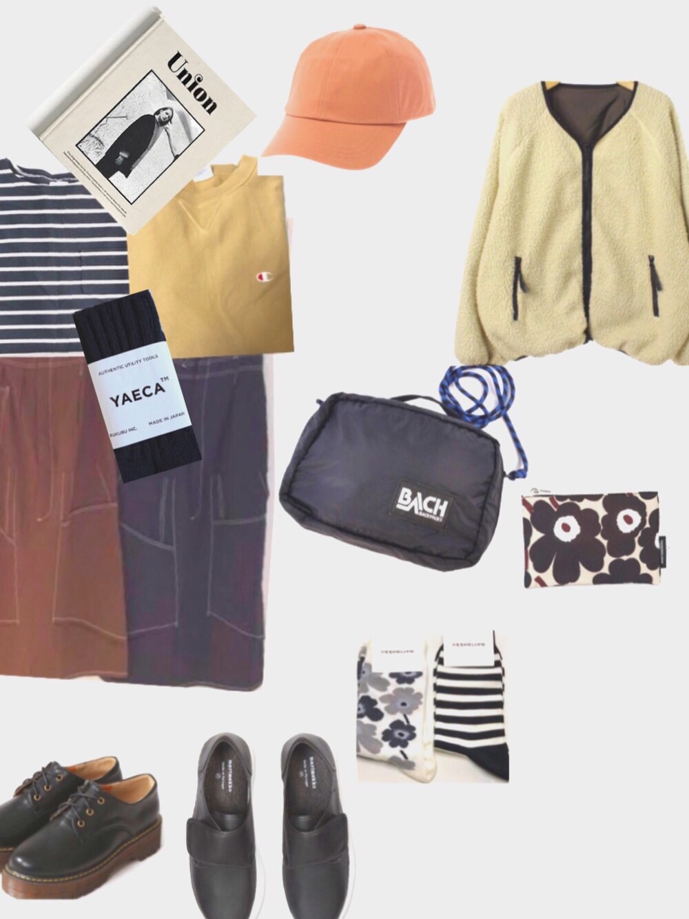 その他のその他アウター、その他のTシャツ/カットソー、その他のスウェットを着用したレディースの秋コーディネートの1枚目の写真