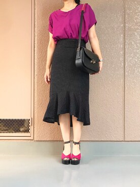 「パープル×黒」｜「アイテム（サンダル）」を使った、のじょみさん（レディース・164cm）の夏コーディネート