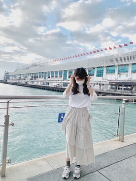 「日系极简」｜「アイテム（スカート）」を使った、T.Szewinggさん（レディース・164cm）の秋コーディネート