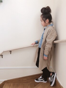 「AZUL by moussy（アズールバイマウジー）のアイテム（その他アウター）」を使った、elenaさん（キッズ・120cm）の春コーディネート