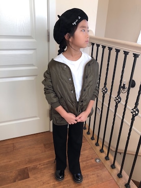 「リブニットパンツ」｜「アイテム（ハンチング/ベレー帽）」を使った、elenaさん（キッズ・120cm）の秋コーディネート
