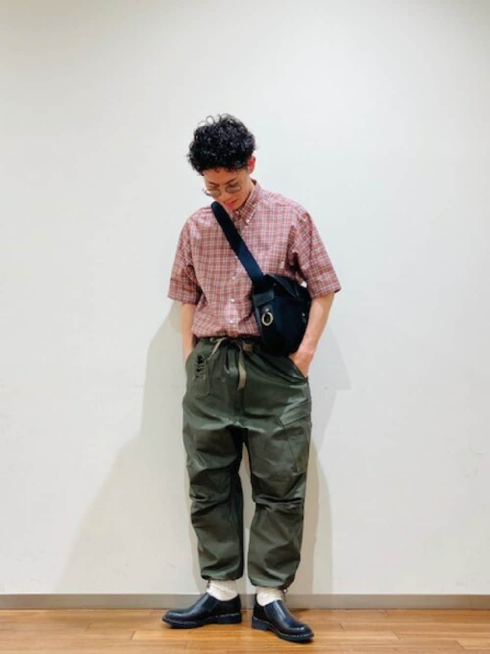 「Bshop、ビショップ、半袖シャツ」｜「GYMPHLEXの【Gymphlex】半袖ビッグボタンダウンシャツ NBP MEN（シャツ/ブラウス、その他）」を使った、yuuさん（メンズ・182cm）の夏コーディネートの1枚目の写真