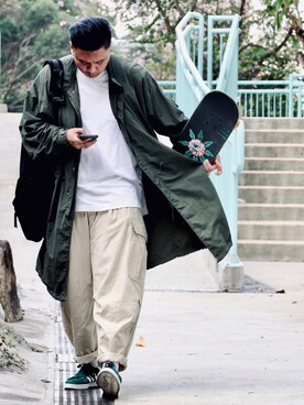 「oversize」｜「アイテム（マウンテンパーカー）」を使った、KL Honさん（メンズ・180cm）の夏コーディネート