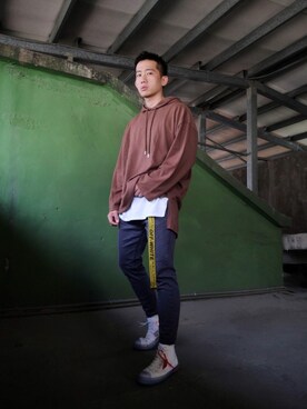 「off white」｜「アイテム（その他）」を使った、haoyuさん（メンズ・180cm）の秋コーディネート