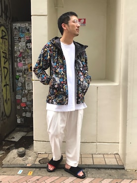 「ナイロンパーカー」｜「アイテム（サンダル）」を使った、Funachangさん（メンズ・178cm）の夏コーディネート